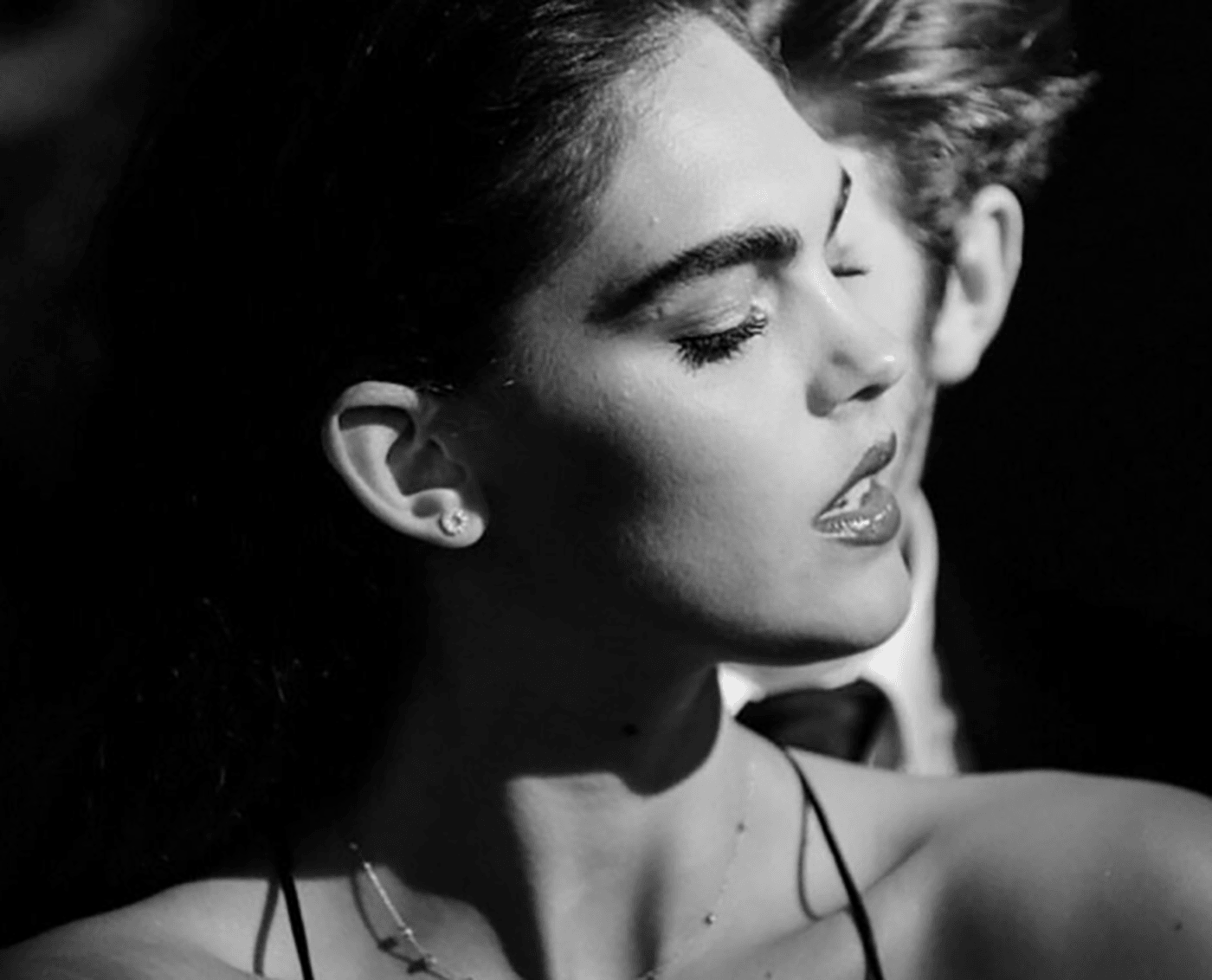 איניטו - Molecule-Perfume